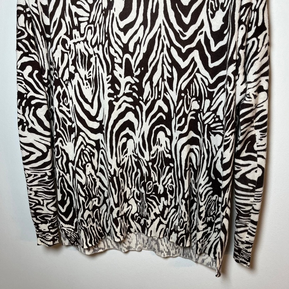 Lilly Pulitzer Brown Zebra V-Neck Sweater Size Small Preppy Y2K Animal Print - Picture 9 of 10